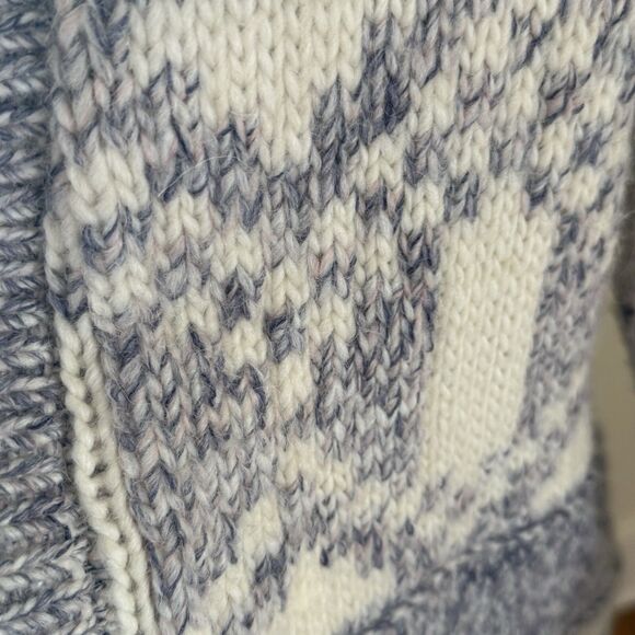 GAP Sweater Women Oversize XS Chunky Cable Knit Cardigan Blue White Snow NWTO‎ - Picture 4 of 10